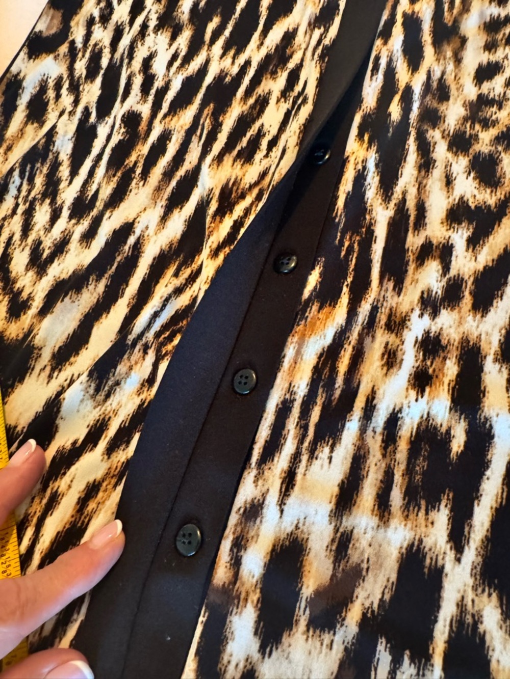 ✨ Chico’s Animal Print Button-Down Dress – Effortless Statement Style - Picture 5 of 9